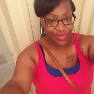 Meet your Posher, Tiera